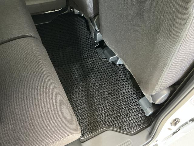 ムーヴＧ　バックカメラ　片側電動スライドドア　前後コーナーセンサーバックカメラ　片側電動スライドドア　前後コーナーセンサー　電子パーキング　オートブレーキホールド　オートマチックハイビーム　ＬＥＤヘッドライト　オートライト　スマートキー　プッシュスタート　ＵＳＢ（京都府）の中古車