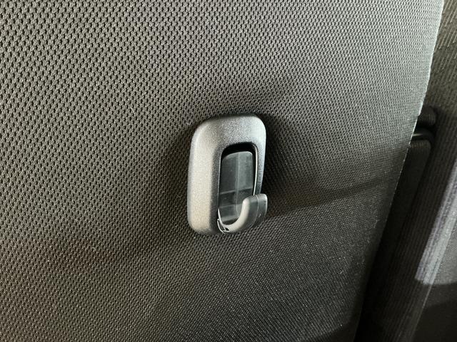 ムーヴＧ　バックカメラ　片側電動スライドドア　前後コーナーセンサーバックカメラ　片側電動スライドドア　前後コーナーセンサー　電子パーキング　オートブレーキホールド　オートマチックハイビーム　ＬＥＤヘッドライト　オートライト　スマートキー　プッシュスタート　ＵＳＢ（京都府）の中古車