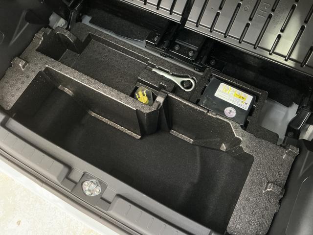 ムーヴＧ　バックカメラ　片側電動スライドドア　前後コーナーセンサーバックカメラ　片側電動スライドドア　前後コーナーセンサー　電子パーキング　オートブレーキホールド　オートマチックハイビーム　ＬＥＤヘッドライト　オートライト　スマートキー　プッシュスタート　ＵＳＢ（京都府）の中古車