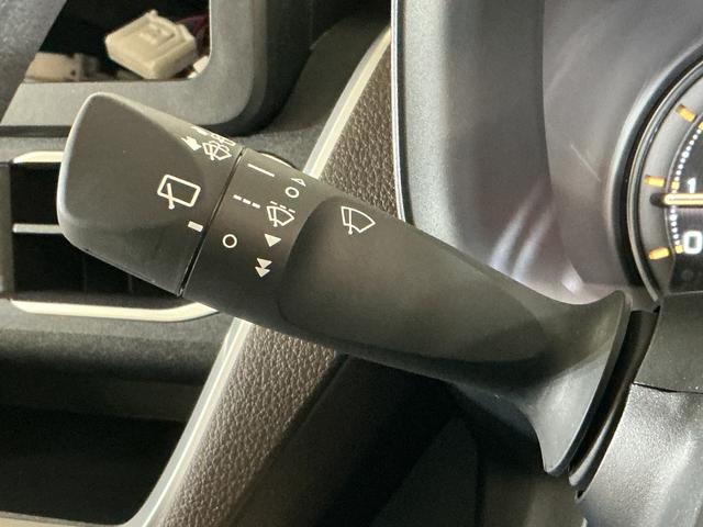 ムーヴＧ　バックカメラ　片側電動スライドドア　前後コーナーセンサーバックカメラ　片側電動スライドドア　前後コーナーセンサー　電子パーキング　オートブレーキホールド　オートマチックハイビーム　ＬＥＤヘッドライト　オートライト　スマートキー　プッシュスタート　ＵＳＢ（京都府）の中古車