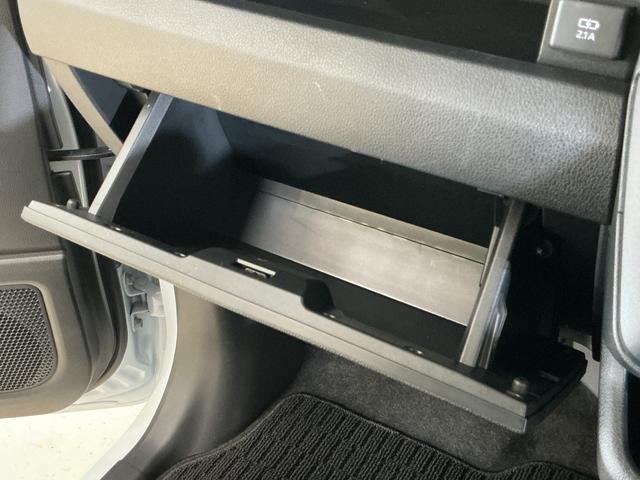 ムーヴＧ　バックカメラ　片側電動スライドドア　前後コーナーセンサーバックカメラ　片側電動スライドドア　前後コーナーセンサー　電子パーキング　オートブレーキホールド　オートマチックハイビーム　ＬＥＤヘッドライト　オートライト　スマートキー　プッシュスタート　ＵＳＢ（京都府）の中古車