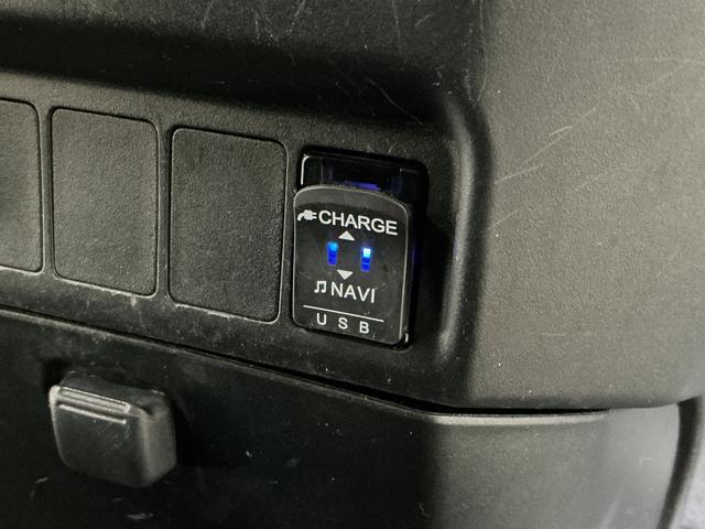 トールカスタムＧ　ターボ　ＳＡIII　ワンオーナー　ナビ　ドラレコ１オーナー　ナビ　バックカメラ　ドラレコ　ＥＴＣ　両側電動スライドドア　コーナーセンサー　フルセグＴＶ　Ｂｌｕｅｔｏｏｔｈ　オートクルーズコントロール　ＵＳＢ接続　１５インチ純正アルミホイール（京都府）の中古車