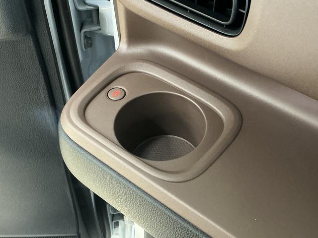 ムーヴキャンバスセオリーＧ　届出済み未使用車　ナビ　パノラマモニター届出済み未使用車　ナビ　パノラマモニター　両側電動スライドドア　ホットカップホルダー　前席シートヒーター　前後コーナーセンサー　フルセグＴＶ　Ｂｌｕｅｔｏｏｔｈ　オートマチックハイビーム　ＵＳＢ接続（京都府）の中古車