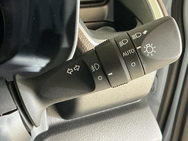 ムーヴＧ　届出済み未使用車　ディスプレイオーディオ　バックカメラ届出済み未使用車　ディスプレイオーディオ　バックカメラ　片側電動スライドドア　Ｑｉワイヤレス充電　前後コーナーセンサー　フルセグＴＶ　Ｂｌｕｅｔｏｏｔｈ　ＵＳＢ接続　オートマチックハイビーム（京都府）の中古車