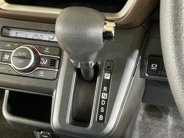 ムーヴＧ　届出済み未使用車　ディスプレイオーディオ　バックカメラ届出済み未使用車　ディスプレイオーディオ　バックカメラ　片側電動スライドドア　Ｑｉワイヤレス充電　前後コーナーセンサー　フルセグＴＶ　Ｂｌｕｅｔｏｏｔｈ　ＵＳＢ接続　オートマチックハイビーム（京都府）の中古車