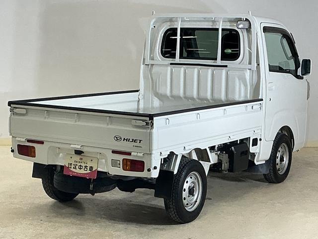 ハイゼットトラックＥＸＴ　ワンオーナー　切替式４ＷＤ　５速ＭＴ　３方開ワンオーナー　切替式４ＷＤ　５速ＭＴ　３方開　ＣＤオーディオ　荷台作業灯　デフロック　ラバーマット　ゲートプロテクター　ドアバイザー　フォグライト　キーレスエントリー　１２Ｖ電源ソケット（京都府）の中古車