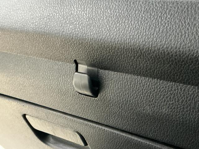 ハイゼットトラックＥＸＴ　ワンオーナー　切替式４ＷＤ　５速ＭＴ　３方開ワンオーナー　切替式４ＷＤ　５速ＭＴ　３方開　ＣＤオーディオ　荷台作業灯　デフロック　ラバーマット　ゲートプロテクター　ドアバイザー　フォグライト　キーレスエントリー　１２Ｖ電源ソケット（京都府）の中古車