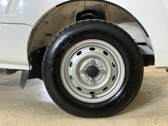 ハイゼットトラックＥＸＴ　ワンオーナー　切替式４ＷＤ　５速ＭＴ　３方開ワンオーナー　切替式４ＷＤ　５速ＭＴ　３方開　ＣＤオーディオ　荷台作業灯　デフロック　ラバーマット　ゲートプロテクター　ドアバイザー　フォグライト　キーレスエントリー　１２Ｖ電源ソケット（京都府）の中古車