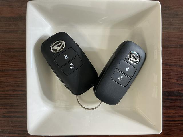 ムーヴＧ　届出済み未使用車　ディスプレイオーディオ　バックカメラ届出済み未使用車　ディスプレイオーディオ　バックカメラ　片側電動スライドドア　Ｑｉワイヤレス充電　スマホ連携　前後コーナーセンサー　フルセグＴＶ　Ｂｌｕｅｔｏｏｔｈ　ＵＳＢ接続　オートハイビーム（京都府）の中古車