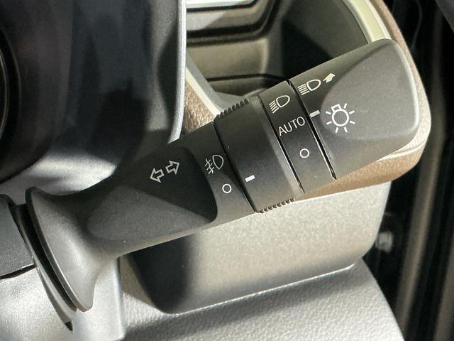 ムーヴＧ　届出済み未使用車　ディスプレイオーディオ　バックカメラ届出済み未使用車　ディスプレイオーディオ　バックカメラ　片側電動スライドドア　Ｑｉワイヤレス充電　スマホ連携　前後コーナーセンサー　フルセグＴＶ　Ｂｌｕｅｔｏｏｔｈ　ＵＳＢ接続　オートハイビーム（京都府）の中古車