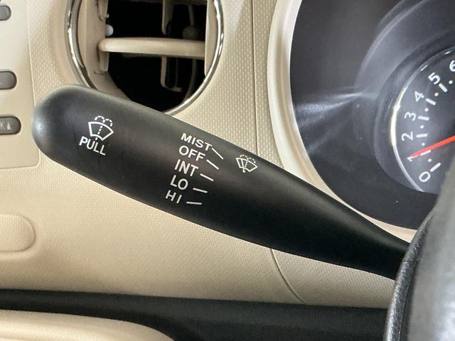 ミラココアココアプラスＸ　ＣＤオーディオ　ルーフレール　フォグライトＣＤオーディオ　ルーフレール　フォグライト　スマートキー　ウインカーミラー　ドアバイザー　盗難防止装置　ヘッドライトレべライザー　１２Ｖ電源ソケット　電動格納ドアミラー　スペアタイヤ　オートエアコン（京都府）の中古車