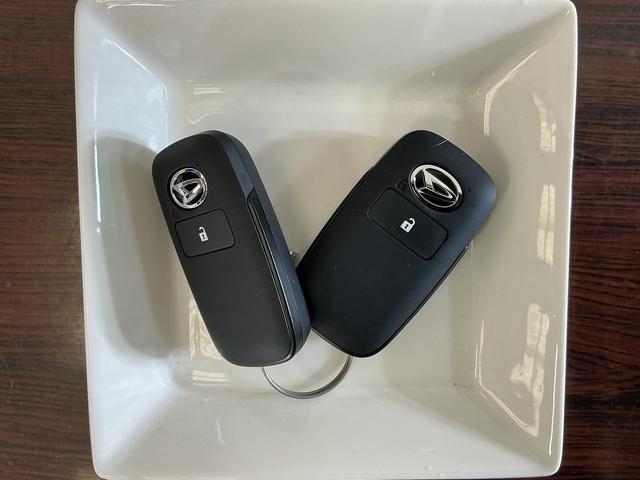 タフトＧ　クロムベンチャー　デモカー　パノラマモニター　クルコンデモカー　パノラマモニター　アダプティブクルーズコントロール　前後コーナーセンサー　前席シートヒーター　スカイフィールトップ　電子パーキング　オートブレーキホールド　オートマチックハイビーム　ＵＳＢ（京都府）の中古車