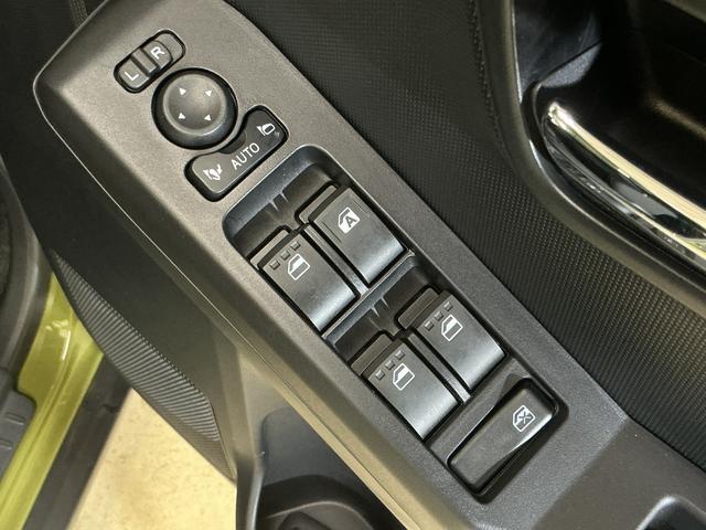 タフトＧ　クロムベンチャー　デモカー　パノラマモニター　クルコンデモカー　パノラマモニター　アダプティブクルーズコントロール　前後コーナーセンサー　前席シートヒーター　スカイフィールトップ　電子パーキング　オートブレーキホールド　オートマチックハイビーム　ＵＳＢ（京都府）の中古車