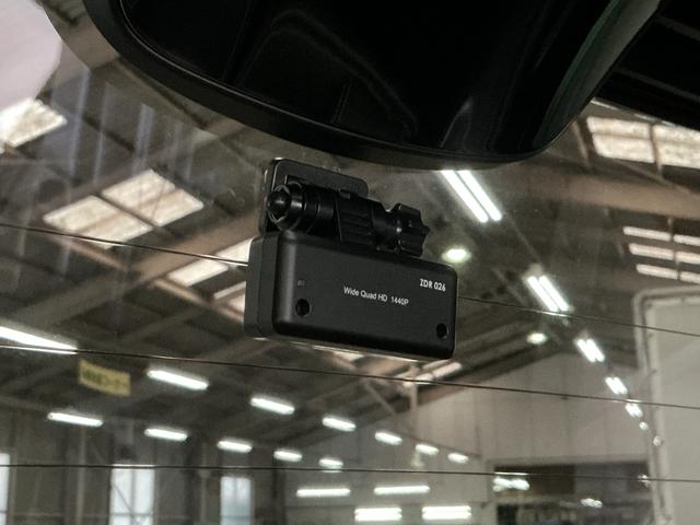 N−BOXカスタムG・Lターボホンダセンシング ワンオーナー ターボ ナビワンオーナー ターボ ナビ バックカメラ ドライブレコーダー ETC 両側電動スライドドア アダプティブクルーズコントロール パドルシフト USB接続 15インチ純正アルミホイール Bluetooth(京都府)の中古車