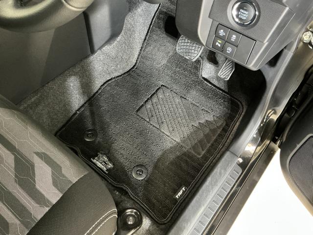 タフトＧターボ　クロムベンチャー　ワンオーナー　ナビ　ドラレコワンオーナー　ナビ　パノラマモニター　ドライブレコーダー　ＥＴＣ　前後コーナーセンサー　シートヒーター　スカイフィールトップ　アダプティブクルーズコントロール　Ｂｌｕｅｔｏｏｔｈ　ＵＳＢチャージャー（京都府）の中古車