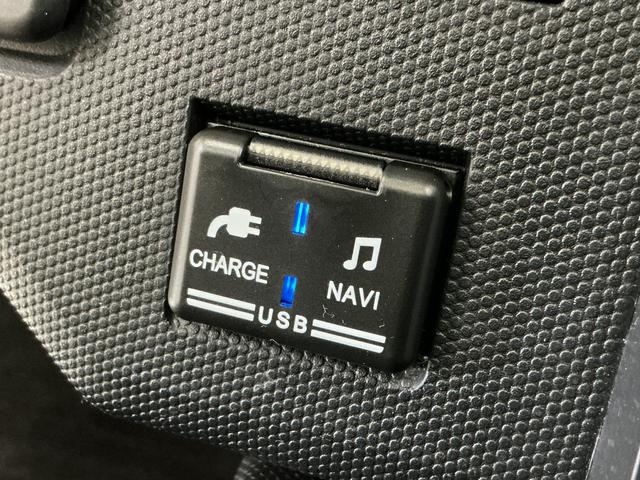 タフトＧターボ　クロムベンチャー　ワンオーナー　ナビ　ドラレコワンオーナー　ナビ　パノラマモニター　ドライブレコーダー　ＥＴＣ　前後コーナーセンサー　シートヒーター　スカイフィールトップ　アダプティブクルーズコントロール　Ｂｌｕｅｔｏｏｔｈ　ＵＳＢチャージャー（京都府）の中古車