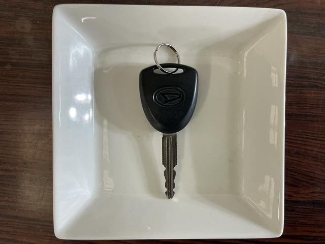 ミライースＸ　ＳＡIII　ナビ　バックカメラ　ＥＴＣ　コーナーセンサーナビ　バックカメラ　ＥＴＣ　前後コーナーセンサー　オートマチックハイビーム　Ｂｌｕｅｔｏｏｔｈ　ＤＶＤ再生　フルセグＴＶ　ＬＥＤヘッドライト　マニュアルエアコン　キーレスエントリー　横滑り防止装置（京都府）の中古車