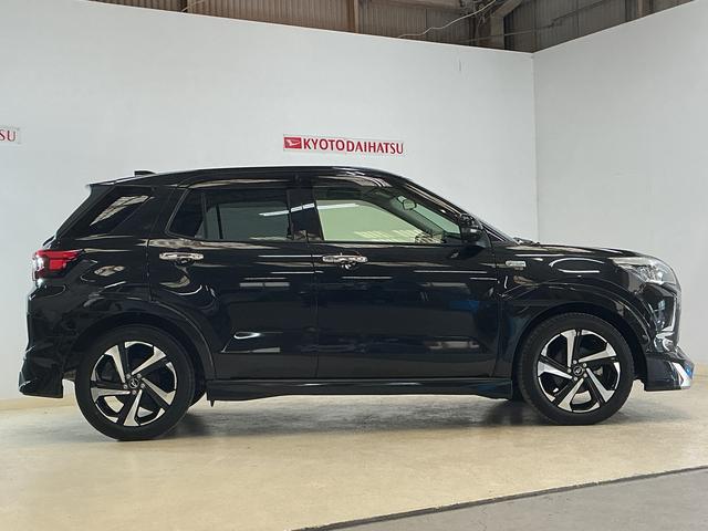 ロッキープレミアムＧ　ＨＥＶ　９インチナビ　パノラマモニターワンオーナー　９インチナビ　パノラマモニター　フルセグチューナー　ブルートゥース対応　ドライブレコーダー　プッシュボタンエンジンスタート　ＬＥＤヘッドライト　シートヒーター　スマートアシスト　ＡＢＳ（京都府）の中古車