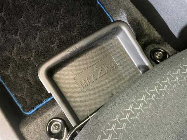 ロッキープレミアムＧ　ＨＥＶ　９インチナビ　パノラマモニターワンオーナー　９インチナビ　パノラマモニター　フルセグチューナー　ブルートゥース対応　ドライブレコーダー　プッシュボタンエンジンスタート　ＬＥＤヘッドライト　シートヒーター　スマートアシスト　ＡＢＳ（京都府）の中古車