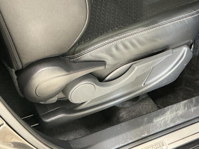 ロッキープレミアムＧ　ＨＥＶ　９インチナビ　パノラマモニターワンオーナー　９インチナビ　パノラマモニター　フルセグチューナー　ブルートゥース対応　ドライブレコーダー　プッシュボタンエンジンスタート　ＬＥＤヘッドライト　シートヒーター　スマートアシスト　ＡＢＳ（京都府）の中古車