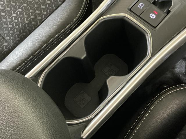 ロッキープレミアムＧ　ＨＥＶ　９インチナビ　パノラマモニターワンオーナー　９インチナビ　パノラマモニター　フルセグチューナー　ブルートゥース対応　ドライブレコーダー　プッシュボタンエンジンスタート　ＬＥＤヘッドライト　シートヒーター　スマートアシスト　ＡＢＳ（京都府）の中古車