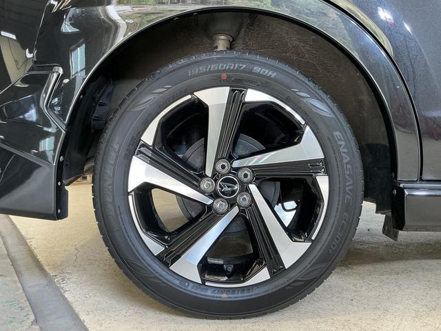 ロッキープレミアムＧ　ＨＥＶ　９インチナビ　パノラマモニターワンオーナー　９インチナビ　パノラマモニター　フルセグチューナー　ブルートゥース対応　ドライブレコーダー　プッシュボタンエンジンスタート　ＬＥＤヘッドライト　シートヒーター　スマートアシスト　ＡＢＳ（京都府）の中古車