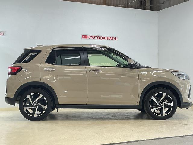 ロッキープレミアムＧ　ＨＥＶ　レンタカーアップ　パノラマモニターレンタカーアップ　ディスプレイオーディオ　パノラマモニター　ドライブレコーダー　ＥＴＣ　アダプティブクルーズコントロール　前後コーナーセンサー　シートヒーター　ＡＣ１００Ｖ電源　Ｂｌｕｅｔｏｏｔｈ（京都府）の中古車