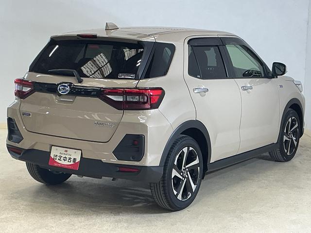 ロッキープレミアムＧ　ＨＥＶ　レンタカーアップ　パノラマモニターレンタカーアップ　ディスプレイオーディオ　パノラマモニター　ドライブレコーダー　ＥＴＣ　アダプティブクルーズコントロール　前後コーナーセンサー　シートヒーター　ＡＣ１００Ｖ電源　Ｂｌｕｅｔｏｏｔｈ（京都府）の中古車