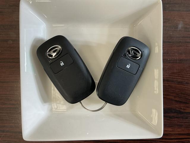 ロッキープレミアムＧ　ＨＥＶ　レンタカーアップ　パノラマモニターレンタカーアップ　ディスプレイオーディオ　パノラマモニター　ドライブレコーダー　ＥＴＣ　アダプティブクルーズコントロール　前後コーナーセンサー　シートヒーター　ＡＣ１００Ｖ電源　Ｂｌｕｅｔｏｏｔｈ（京都府）の中古車