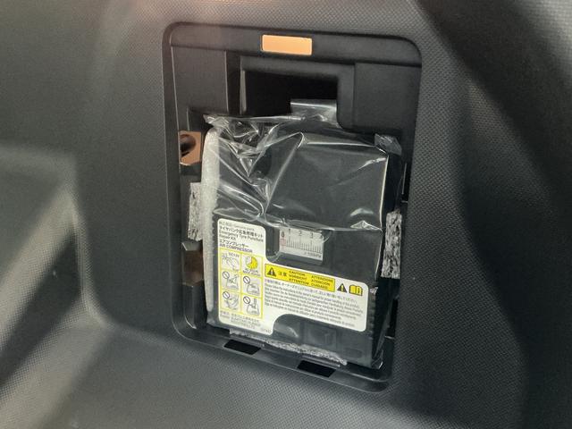 ロッキープレミアムＧ　ＨＥＶ　レンタカーアップ　パノラマモニターレンタカーアップ　ディスプレイオーディオ　パノラマモニター　ドライブレコーダー　ＥＴＣ　アダプティブクルーズコントロール　前後コーナーセンサー　シートヒーター　ＡＣ１００Ｖ電源　Ｂｌｕｅｔｏｏｔｈ（京都府）の中古車