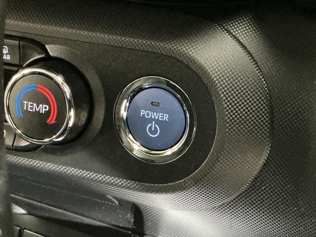 ロッキープレミアムＧ　ＨＥＶ　レンタカーアップ　パノラマモニターレンタカーアップ　ディスプレイオーディオ　パノラマモニター　ドライブレコーダー　ＥＴＣ　アダプティブクルーズコントロール　前後コーナーセンサー　シートヒーター　ＡＣ１００Ｖ電源　Ｂｌｕｅｔｏｏｔｈ（京都府）の中古車