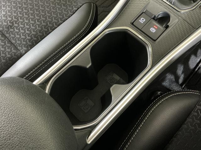 ロッキープレミアムＧ　ＨＥＶ　レンタカーアップ　パノラマモニターレンタカーアップ　ディスプレイオーディオ　パノラマモニター　ドライブレコーダー　ＥＴＣ　アダプティブクルーズコントロール　前後コーナーセンサー　シートヒーター　ＡＣ１００Ｖ電源　Ｂｌｕｅｔｏｏｔｈ（京都府）の中古車