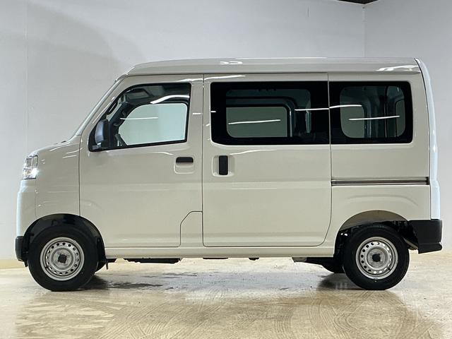 ハイゼットカーゴＤＸ　切替式４ＷＤ　ラジオデッキ　リアコーナーセンサー切替式４ＷＤ　ラジオデッキ　リアコーナーセンサー　オートマチックハイビーム　キーレスエントリー　オートライト　横滑り防止装置　アイドリングストップ　盗難防止装置　１２Ｖ電源ソケット　マニュアルエアコン（京都府）の中古車