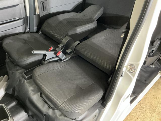 ハイゼットカーゴＤＸ　切替式４ＷＤ　ラジオデッキ　リアコーナーセンサー切替式４ＷＤ　ラジオデッキ　リアコーナーセンサー　オートマチックハイビーム　キーレスエントリー　オートライト　横滑り防止装置　アイドリングストップ　盗難防止装置　１２Ｖ電源ソケット　マニュアルエアコン（京都府）の中古車