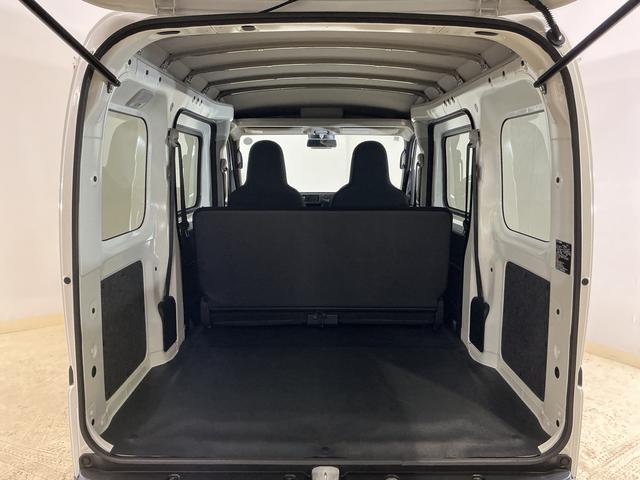 ハイゼットカーゴＤＸ　切替式４ＷＤ　ラジオデッキ　リアコーナーセンサー切替式４ＷＤ　ラジオデッキ　リアコーナーセンサー　オートマチックハイビーム　キーレスエントリー　オートライト　横滑り防止装置　アイドリングストップ　盗難防止装置　１２Ｖ電源ソケット　マニュアルエアコン（京都府）の中古車