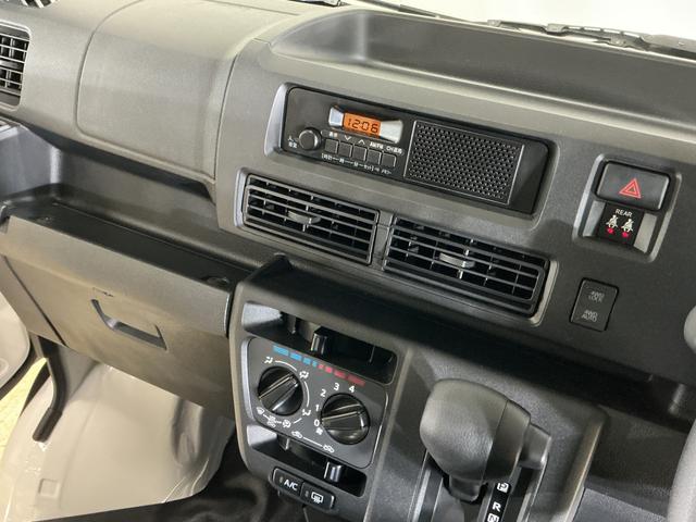 ハイゼットカーゴＤＸ　切替式４ＷＤ　ラジオデッキ　リアコーナーセンサー切替式４ＷＤ　ラジオデッキ　リアコーナーセンサー　オートマチックハイビーム　キーレスエントリー　オートライト　横滑り防止装置　アイドリングストップ　盗難防止装置　１２Ｖ電源ソケット　マニュアルエアコン（京都府）の中古車