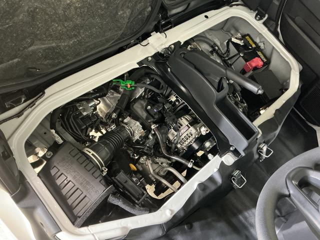 ハイゼットカーゴＤＸ　切替式４ＷＤ　ラジオデッキ　リアコーナーセンサー切替式４ＷＤ　ラジオデッキ　リアコーナーセンサー　オートマチックハイビーム　キーレスエントリー　オートライト　横滑り防止装置　アイドリングストップ　盗難防止装置　１２Ｖ電源ソケット　マニュアルエアコン（京都府）の中古車