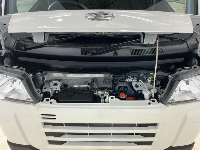 ハイゼットカーゴＤＸ　切替式４ＷＤ　ラジオデッキ　リアコーナーセンサー切替式４ＷＤ　ラジオデッキ　リアコーナーセンサー　オートマチックハイビーム　キーレスエントリー　オートライト　横滑り防止装置　アイドリングストップ　盗難防止装置　１２Ｖ電源ソケット　マニュアルエアコン（京都府）の中古車