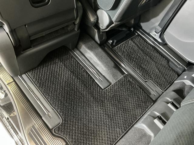 タントカスタムＲＳスタイルセレクション　ワンオーナー　ターボワンオーナー　ターボ　ミラクルオートステップ　ナビ　バックカメラ　ドラレコ　ＥＴＣ　フリップダウンモニター　両側電動スライドドア　アダプティブクルーズコントロール　前後コーナーセンサー　シートヒーター（京都府）の中古車
