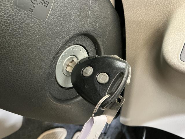 ミライースＬ　メモリアルエディション　ワンオーナー　ＣＤオーディオワンオーナー　ＣＤオーディオ　キーレスエントリー　アイドリングストップ　盗難防止装置　ドアバイザー　マニュアルエアコン　ヘッドライトレべライザー　１２Ｖ電源ソケット　１３インチ社外アルミホイール（京都府）の中古車