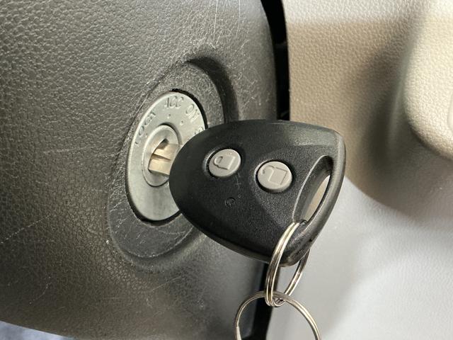 ミライースL SA ナビ ドライブレコーダー フルセグチューナーナビ ドライブレコーダー フルセグチューナー ブルートゥース対応 スマートアシスト キーレスリモコン マニュアルエアコン アイドリングストップ アルミホイール カーペットマット ロングバイザー ABS(京都府)の中古車