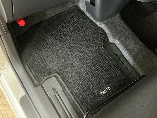 タントカスタムＸ　ＳＡII　ワンオーナ　ナビ　ＥＴＣ　片側電動ワンオーナー　ナビ　ＥＴＣ　片側電動スライドドア　Ｂｌｕｅｔｏｏｔｈ　ＤＶＤ再生　フルセグＴＶ　オートライト　ＬＥＤヘッドライト　スマートキー　プッシュスタート　アイドリングストップ　ドアバイザー（京都府）の中古車
