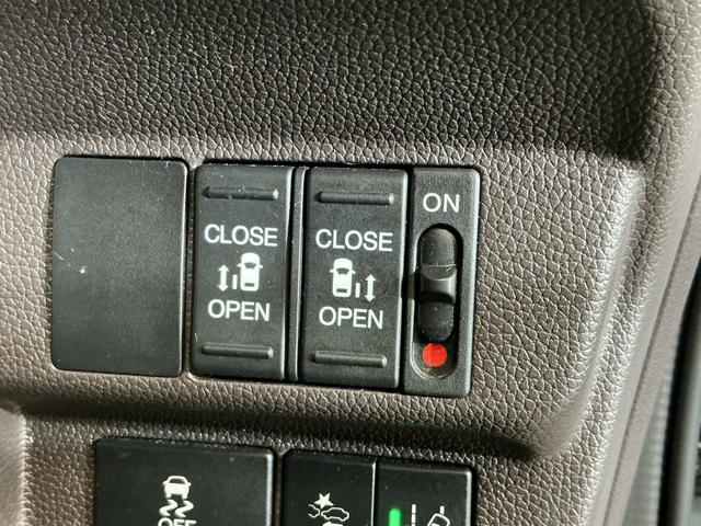 フリードＧ・ホンダセンシング　ワンオーナー　ナビ　バックカメラワンオーナー　ナビＴＶ　バックカメラ　ＥＴＣ　両側電動スライドドア　アダプティブクルーズコントロール　Ｂｌｕｅｔｏｏｔｈ　ＵＳＢ接続　ＤＶＤ再生　スマートキー　プッシュスタート　横滑り防止装置（京都府）の中古車