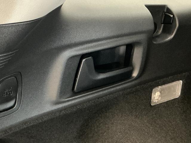 カローラフィールダー１．５Ｇ　ナビ　ＥＴＣ　ドライブレコーダー　キーレスリモコントヨタ純正ナビ　ＥＴＣ　社外ドライブレコーダー　キーレスリモコン　フルセグチューナー　ブルートゥース対応　オートライト　オートエアコン　カーペットマット　バイザー　ホイールキャップ　ＡＢＳ（京都府）の中古車