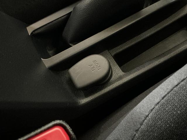 カローラフィールダー１．５Ｇ　ナビ　ＥＴＣ　ドライブレコーダー　キーレスリモコントヨタ純正ナビ　ＥＴＣ　社外ドライブレコーダー　キーレスリモコン　フルセグチューナー　ブルートゥース対応　オートライト　オートエアコン　カーペットマット　バイザー　ホイールキャップ　ＡＢＳ（京都府）の中古車