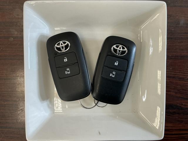 ルーミーＸ　４ＷＤ　ディスプレイオーディオ　バックカメラ　ＥＴＣ４ＷＤ　ディスプレイオーディオ　バックカメラ　フルセグチューナー　ブルートゥース対応　ＥＴＣ　ドライブレコーダー　プッシュボタンエンジンスタート　助手席側リヤパワースライドドア　ＬＥＤヘッドライト（京都府）の中古車