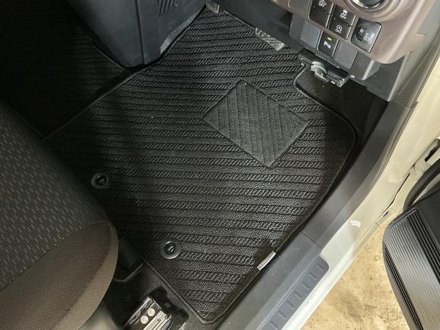 ルーミーＸ　４ＷＤ　ディスプレイオーディオ　バックカメラ　ＥＴＣ４ＷＤ　ディスプレイオーディオ　バックカメラ　フルセグチューナー　ブルートゥース対応　ＥＴＣ　ドライブレコーダー　プッシュボタンエンジンスタート　助手席側リヤパワースライドドア　ＬＥＤヘッドライト（京都府）の中古車