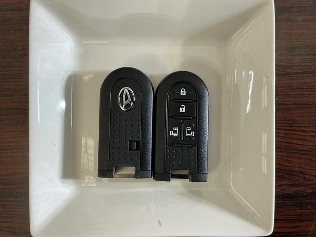 ムーヴキャンバスＧメイクアップリミテッド　ＳＡIII　ナビ　パノラマモニターナビ　パノラマモニター　ドライブレコーダー　ＥＴＣ　両側電動スライドドア　オートマチックハイビーム　Ｂｌｕｅｔｏｏｔｈ　ＵＳＢチャージャー　ＤＶＤ再生　フォグライト　オートライト　ドアバイザー（京都府）の中古車