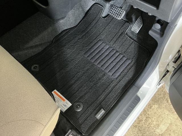 ムーヴキャンバスＧメイクアップリミテッド　ＳＡIII　ナビ　パノラマモニターナビ　パノラマモニター　ドライブレコーダー　ＥＴＣ　両側電動スライドドア　オートマチックハイビーム　Ｂｌｕｅｔｏｏｔｈ　ＵＳＢチャージャー　ＤＶＤ再生　フォグライト　オートライト　ドアバイザー（京都府）の中古車