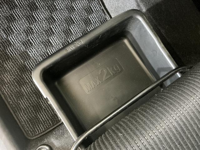 ムーヴＸリミテッドII　ＳＡIII　１オーナー　ナビ　バックカメラワンオーナー　４ＷＤ　ナビ　バックカメラ　ＥＴＣ　運転席シートヒーター　オートマチックハイビーム　Ｂｌｕｅｔｏｏｔｈ　ＵＳＢチャージャー　ＤＶＤ再生　フルセグＴＶ　ＨＩＤヘッドライト　オートライト（京都府）の中古車